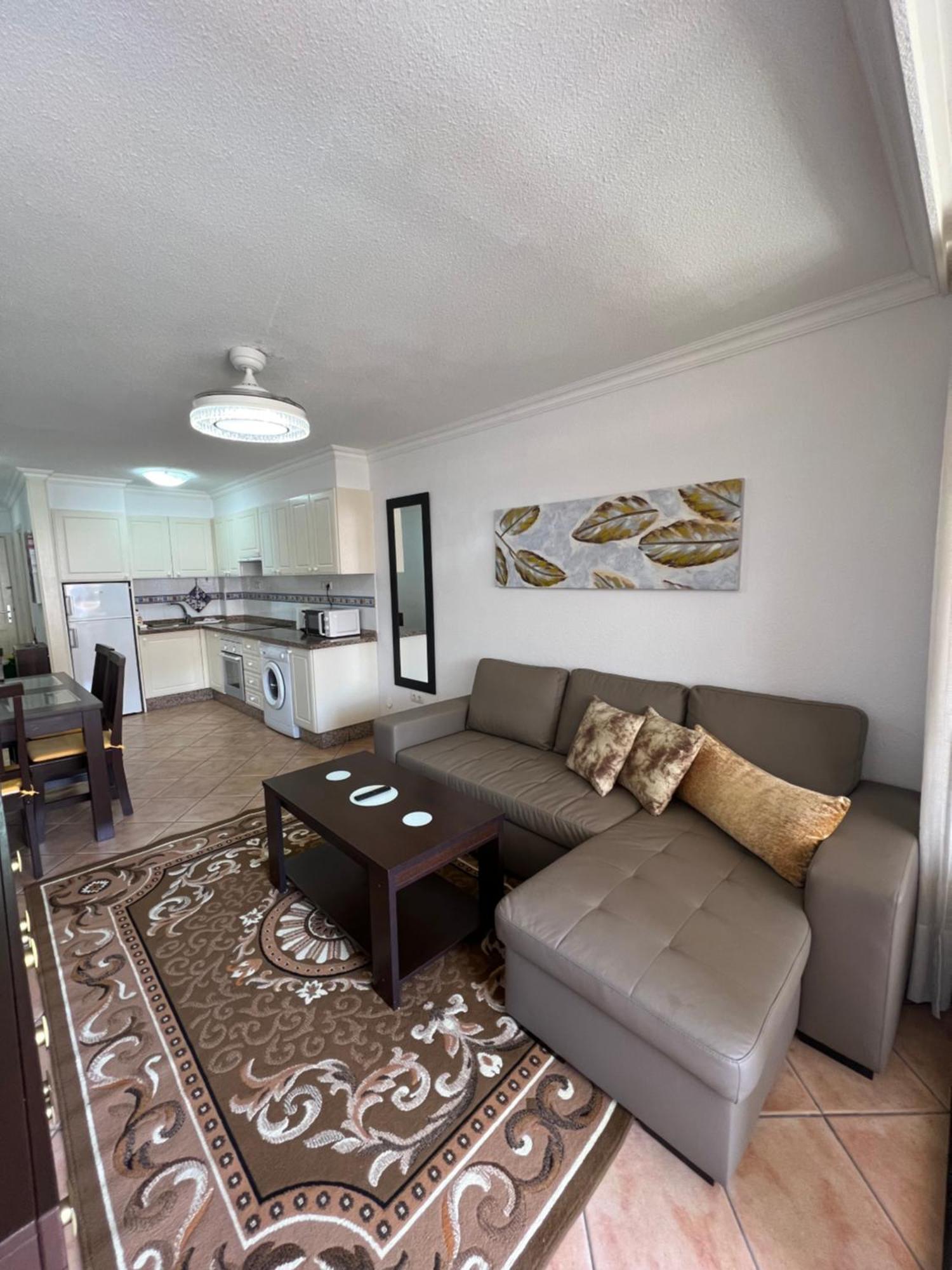 לוס כריסטיאנוס Apartment Center Los Cristianos מראה חיצוני תמונה